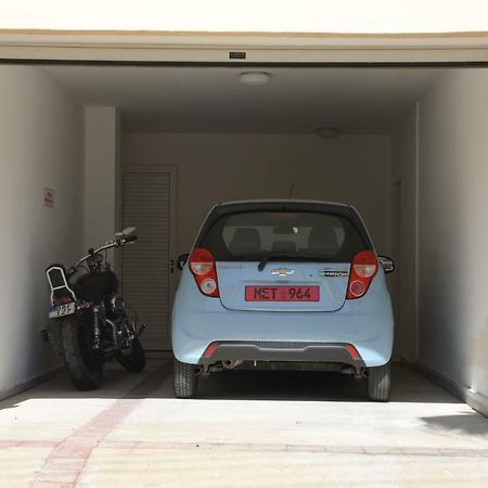 Pafia Sunbeach Townhouse Пафос Екстер'єр фото